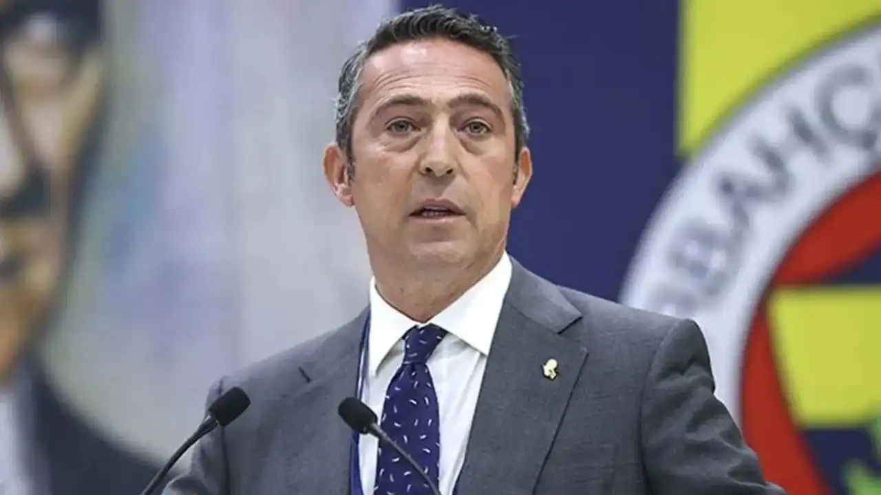 Fenerbahçeli eski futbolcudan tarihi hamle: Ali Koç’a istifa çağrısı! haberinin görseli