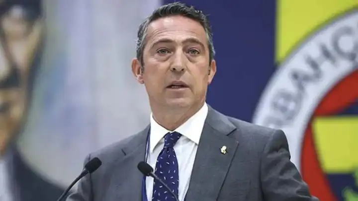 Fenerbahçeli eski futbolcudan tarihi hamle: Ali Koç’a istifa çağrısı!