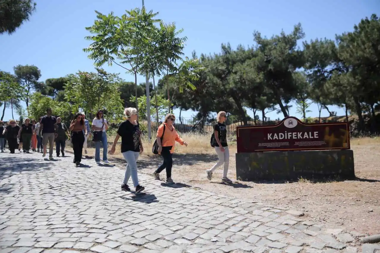 Konak’ta tarihe yolculuk başlıyor haberinin görseli