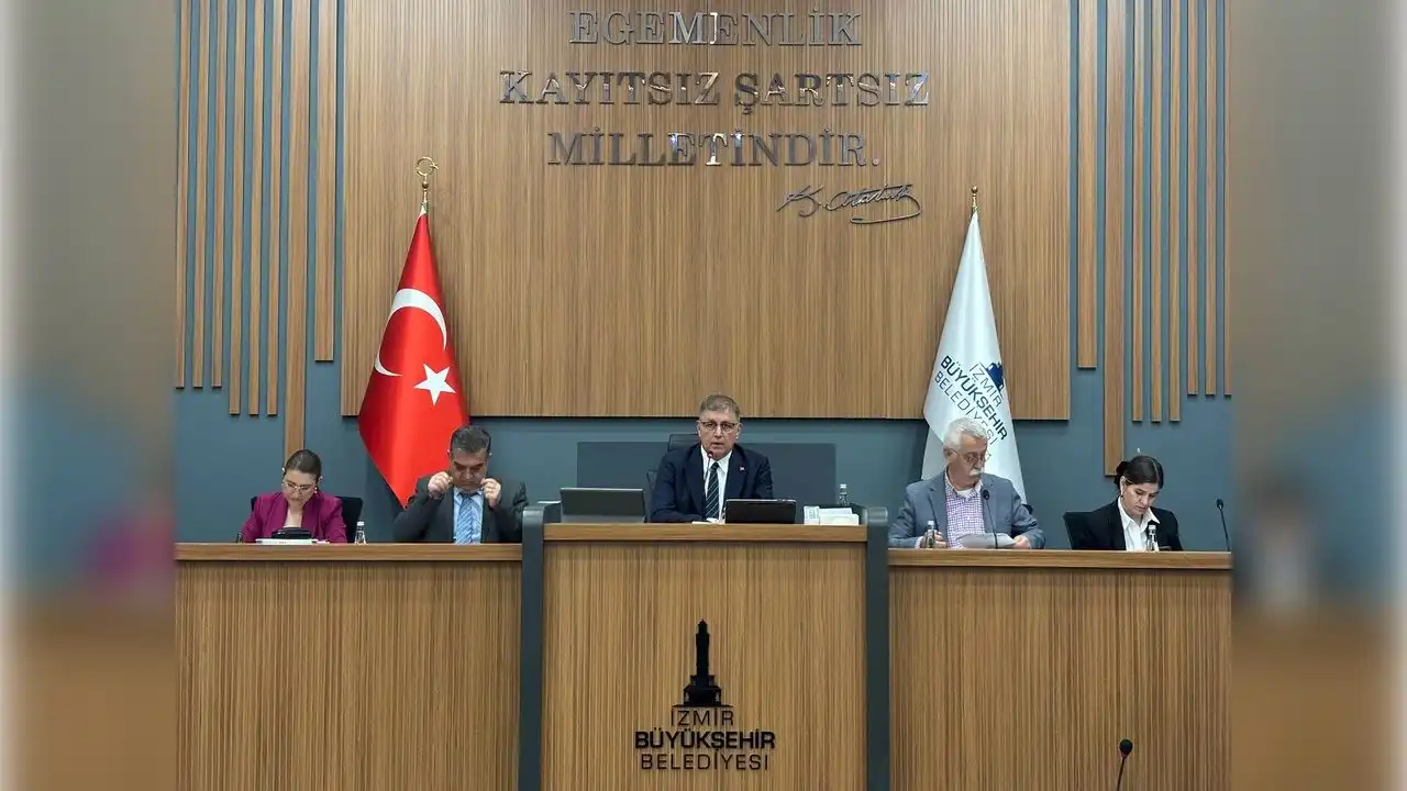 Başkan Tugay’dan Cumhurbaşkanı'na ‘Belediye’ yanıtı: Tarihi bir hata! haberinin görseli