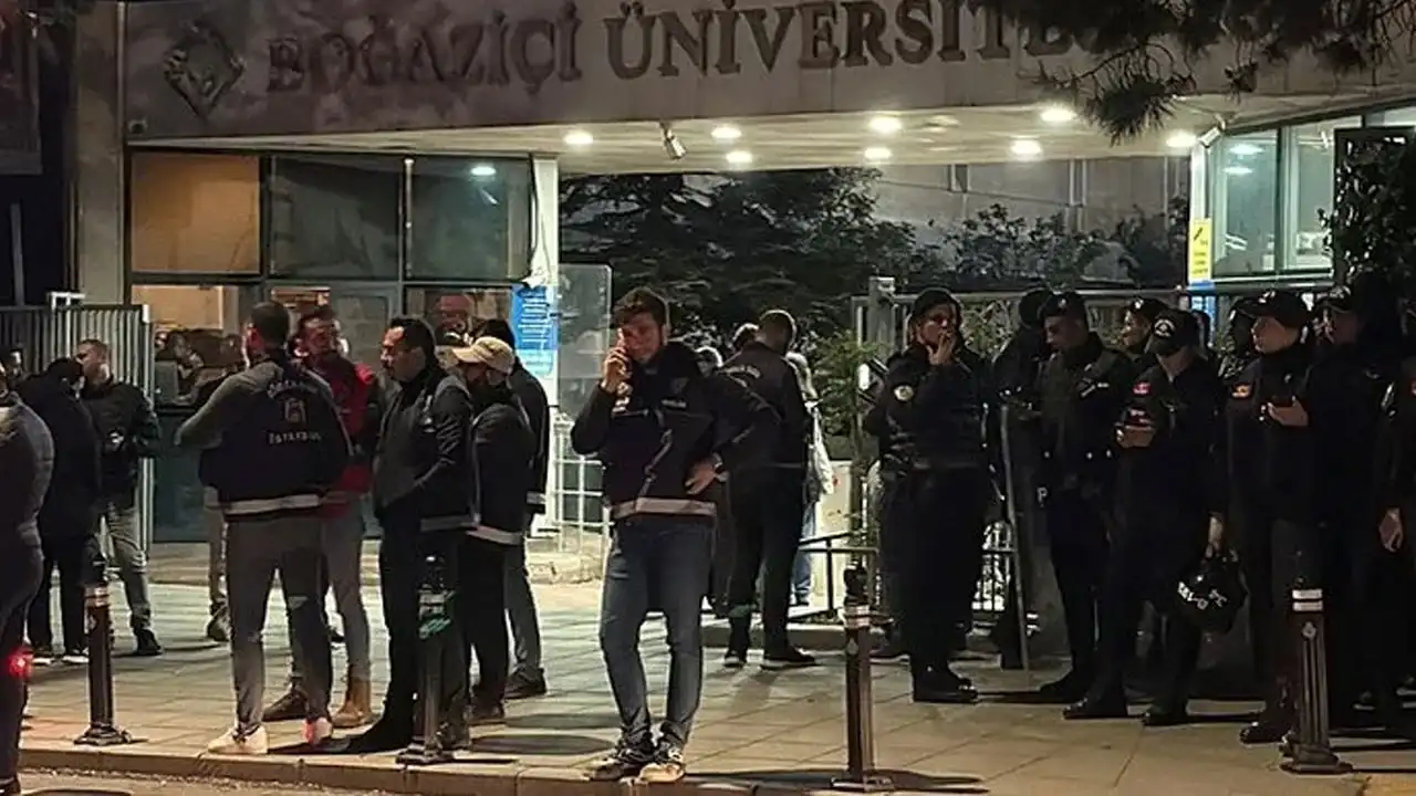 Boğaziçi Üniversitesi'nde gözaltına alınanlarla ilgili flaş gelişme! haberinin görseli