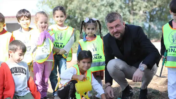 Dünya Çiftçiler Günü'nde Buca Belediyesi’nden miniklerle tarıma destek mesajı