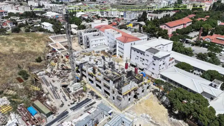 Eşrefpaşa Hastanesi yeni hizmet binası hızla yükseliyor: Temelinde 420 ton demir kullanıldı