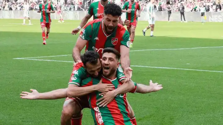 Karşıyaka'nın Play-Off heyecanı meydana taşınıyor