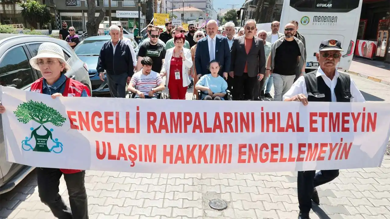 Menemen’de Engelliler Haftası için farkındalık yürüyüşü haberinin görseli