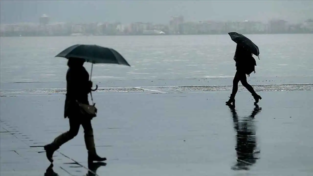 Meteorolojiden İzmir’e gök gürültülü sağanak yağış uyarısı! haberinin görseli