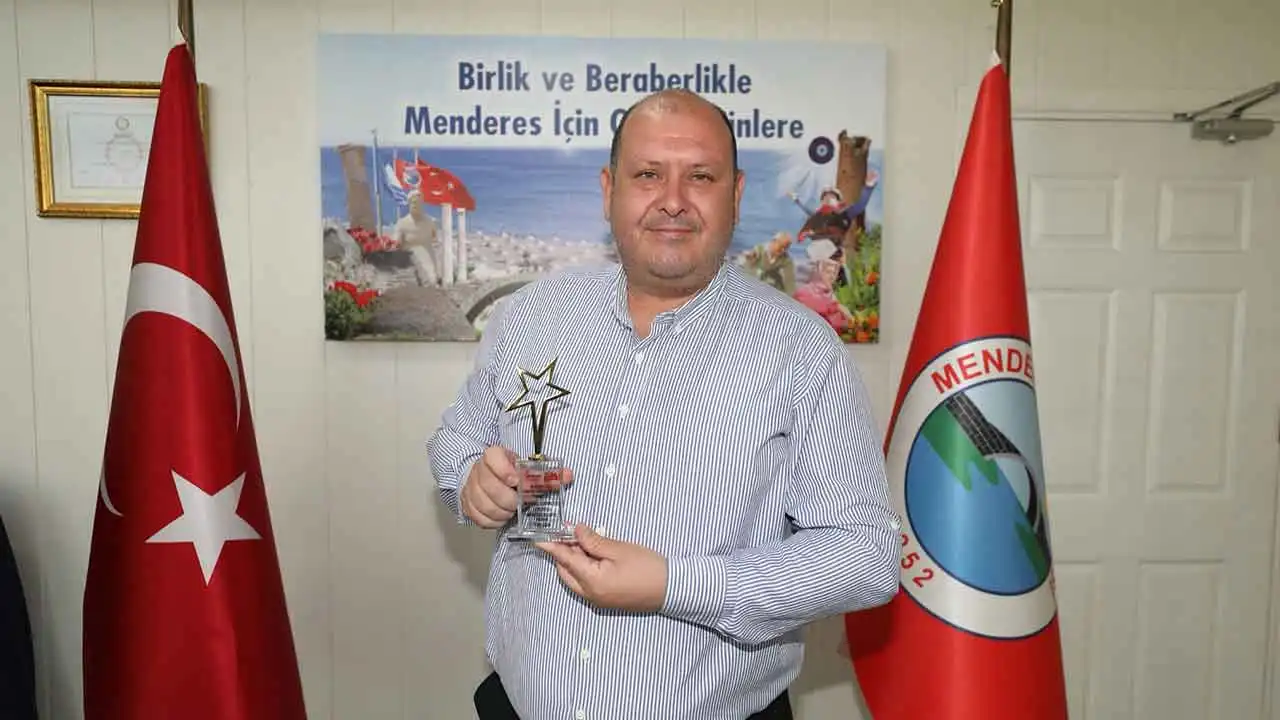 Müzik On Air’den Menderes Belediyesi’nde ödül haberinin görseli