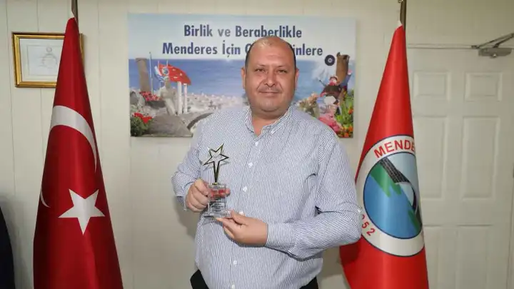 Müzik On Air’den Menderes Belediyesi’nde ödül