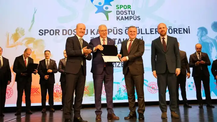 Ege Üniversitesine 'Spor Dostu Kampüs' ödülü