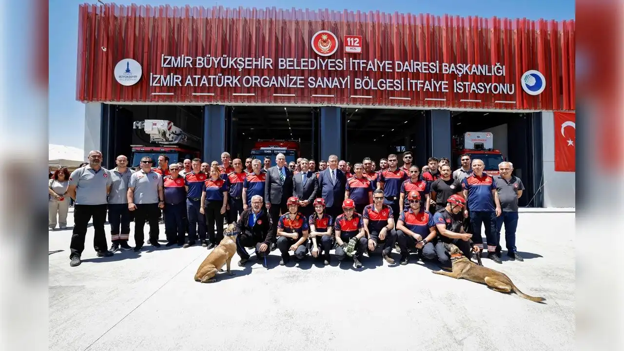 İzmir Sanayisine 75 Milyon TL’lik güvenlik kalkanı: İAOSB İtfaiye istasyonu hizmete açıldı haberinin görseli