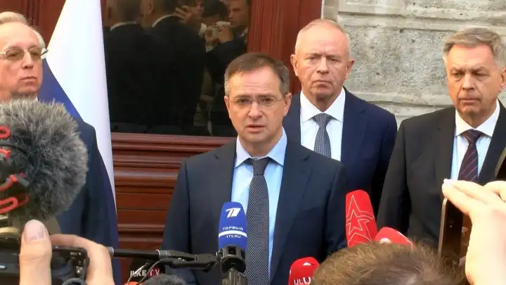 Medinskiy: Müzakerelere barış görüşmelerinin devamı olarak bakıyoruz