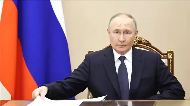 Vladimir Putin o kişiyi görevden aldı