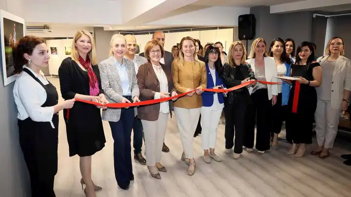 İZİKAD’dan ‘Kadın ve Spor’ sergisi