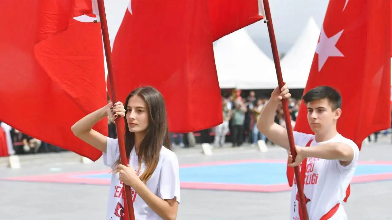 İzmir 19 Mayıs etkinlikleri: 19 Mayıs’ta hangi konserler var? haberinin görseli