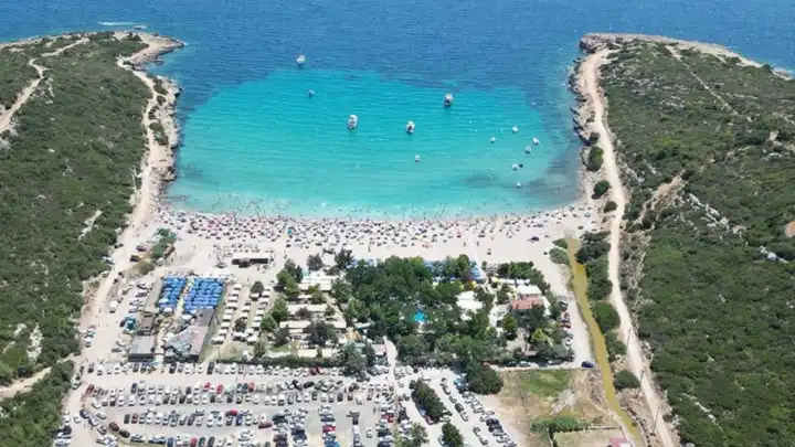 İzmir’e 40 dakika uzaklıkta sessiz ve huzurlu bir kaçış noktası: Urla’nın altın renkli saklı cenneti seni bekliyor!