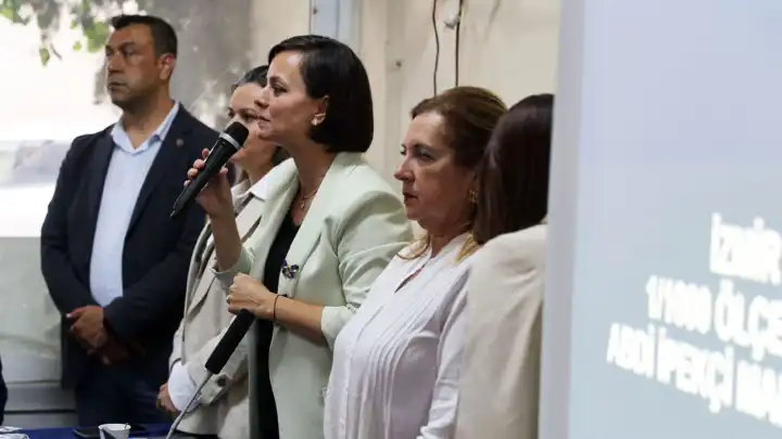 Karabağlar’da İmar ve Parselasyon toplantısı: Başkan Kınay’dan şeffaf ve adil dönüşüm vurgusu