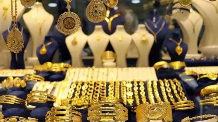 Kredi kartıyla altın alınır mı? Kredi kartı ile altın alımında komisyon ne kadar?