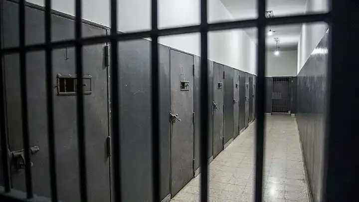 ABD'de kırmızı alarm: Hapishaneden 11 mahkum firar etti!
