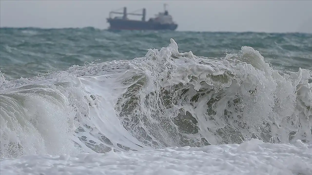 İzmir’de saat 9’u 5 geçe hayat durdu - 604770