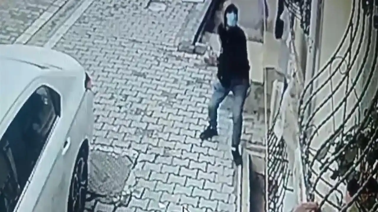 Esenyurt’ta kezzap dehşeti: Boşanma aşamasındaki eşinin ailesine saldırdı haberinin görseli
