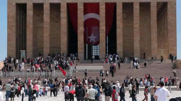19 Mayıs’ta Anıtkabir’e ziyaretçi akını