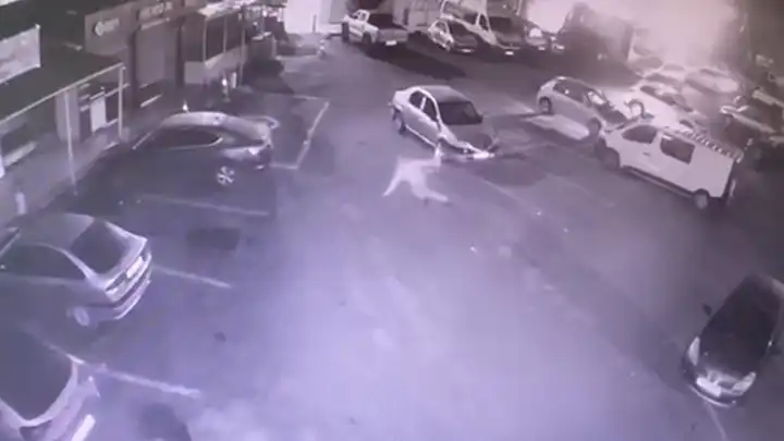 Çorlu’da otoparkta acı olay: Yere yığılan adamın üzerinden araç geçti