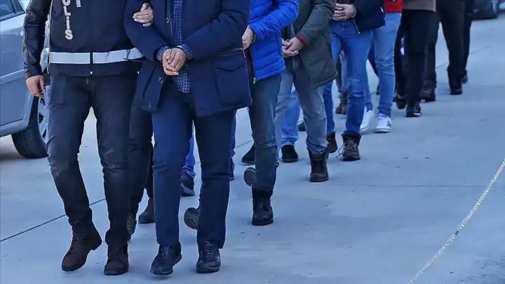 Diyarbakır’da suç örgütüne yönelik operasyon: 19 şüpheli tutuklandı