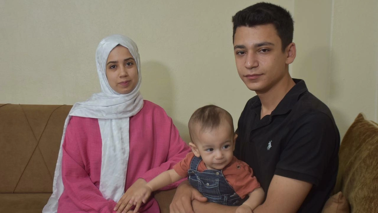 SMA teşhisi konulan minik Abbas yardım bekliyor başlıklı video haberin görseli