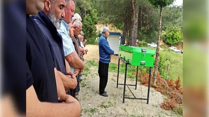 Erkek arkadaşının bıçakla öldürdüğü Şevval, toprağa verildi