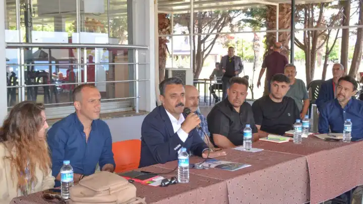Başkan Kırgöz site ve mahalle yöneticileri ile buluştu