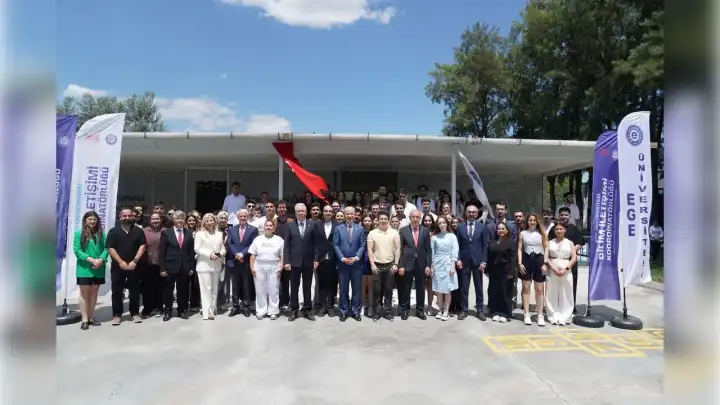 YÖK Başkanı Özvar Egeli gençlerle buluştu