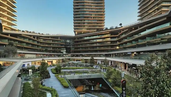 Zorlu Holding’te borç krizi : Zorlu AVM satılıyor mu? 