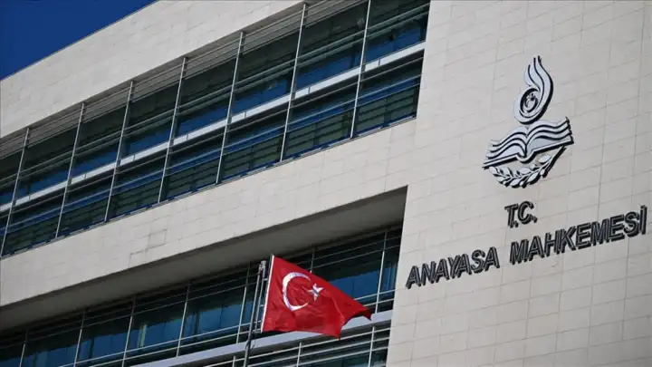 AYM'den Avukatlık Kanunu'ndaki disiplin cezalarıyla yeni karar