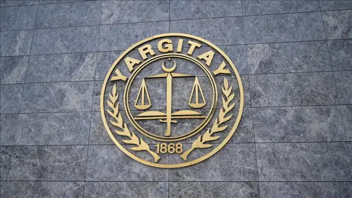 Eşini zorla evden çıkaran kocaya hapis cezası
