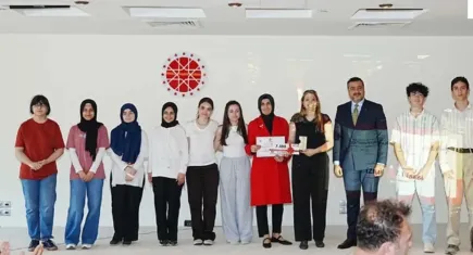 "Okul Gazetesi" projesinde dereceye giren öğrencilere ödül verildi