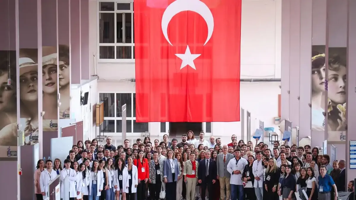 DEÜ'de gençlik sempozyumu haberinin görseli