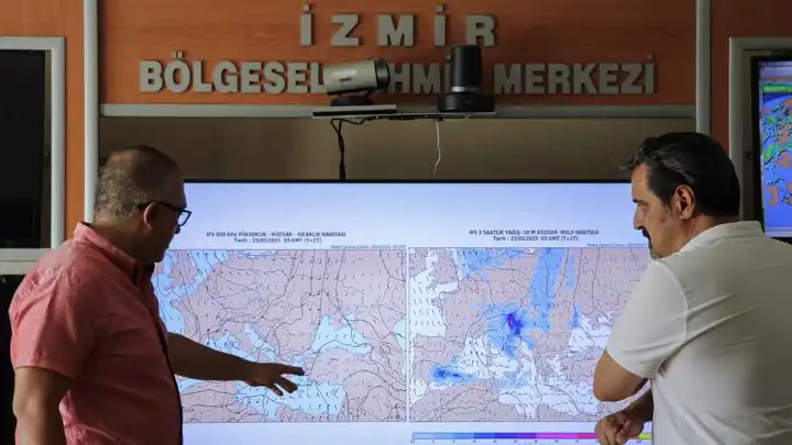 Ege'de bazı ilçeler 41-42 dereceleri görecek