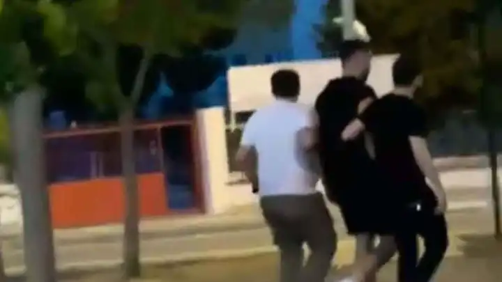 İzmir'de rüşvet operasyonu: İcra Müdür Yardımcısı ve katip tutuklandı