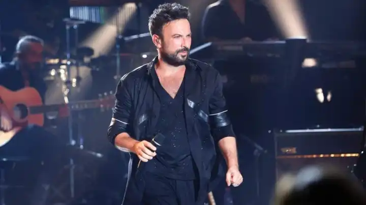 Megastar Tarkan’dan damga vuran yeni single: “Dönmüyor Giden” şimdi tüm platformlarda