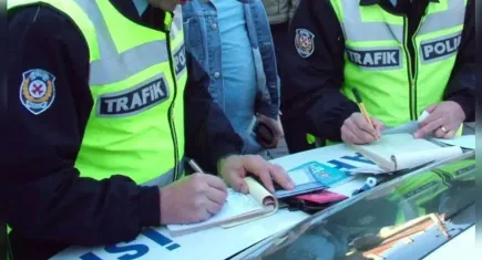 Trafik cezaları arttırıldı: Saldırı amacıyla araç takibi yapanlara dev ceza geliyor