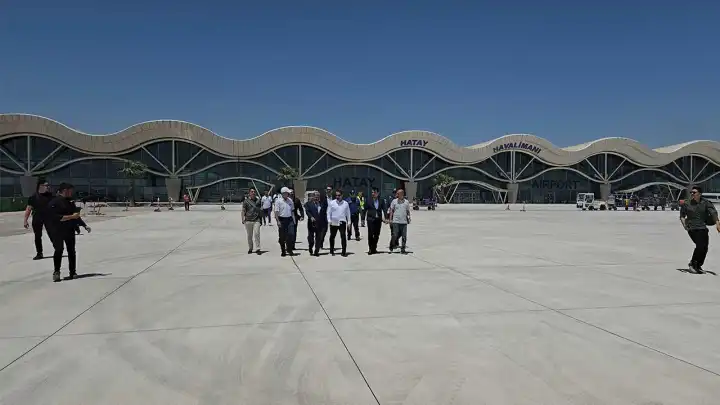 Depremde zarar görmüştü: Hatay Havalimanı kapatılacak