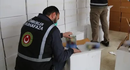 Gümrük kapısında 691 kilogram yasaklı madde ele geçirildi