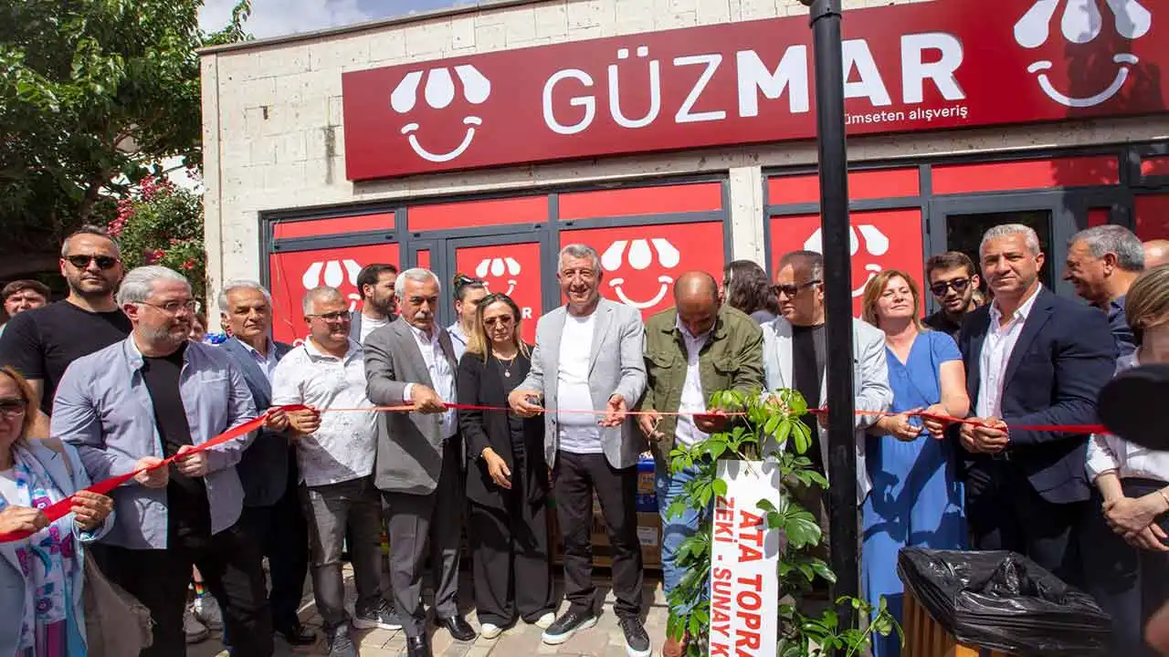 GÜZMAR Market Güzelbahçe’de hizmete açıldı haberinin görseli