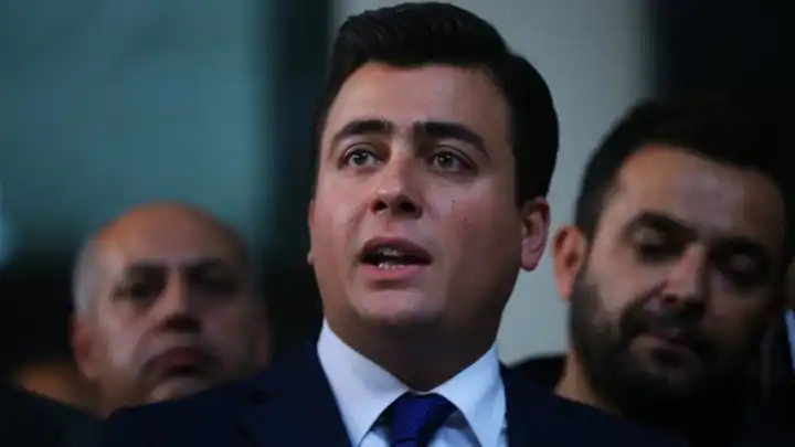 Osman Gökçek’ten Mansur Yavaş’a 'karton bardak' suçlaması
