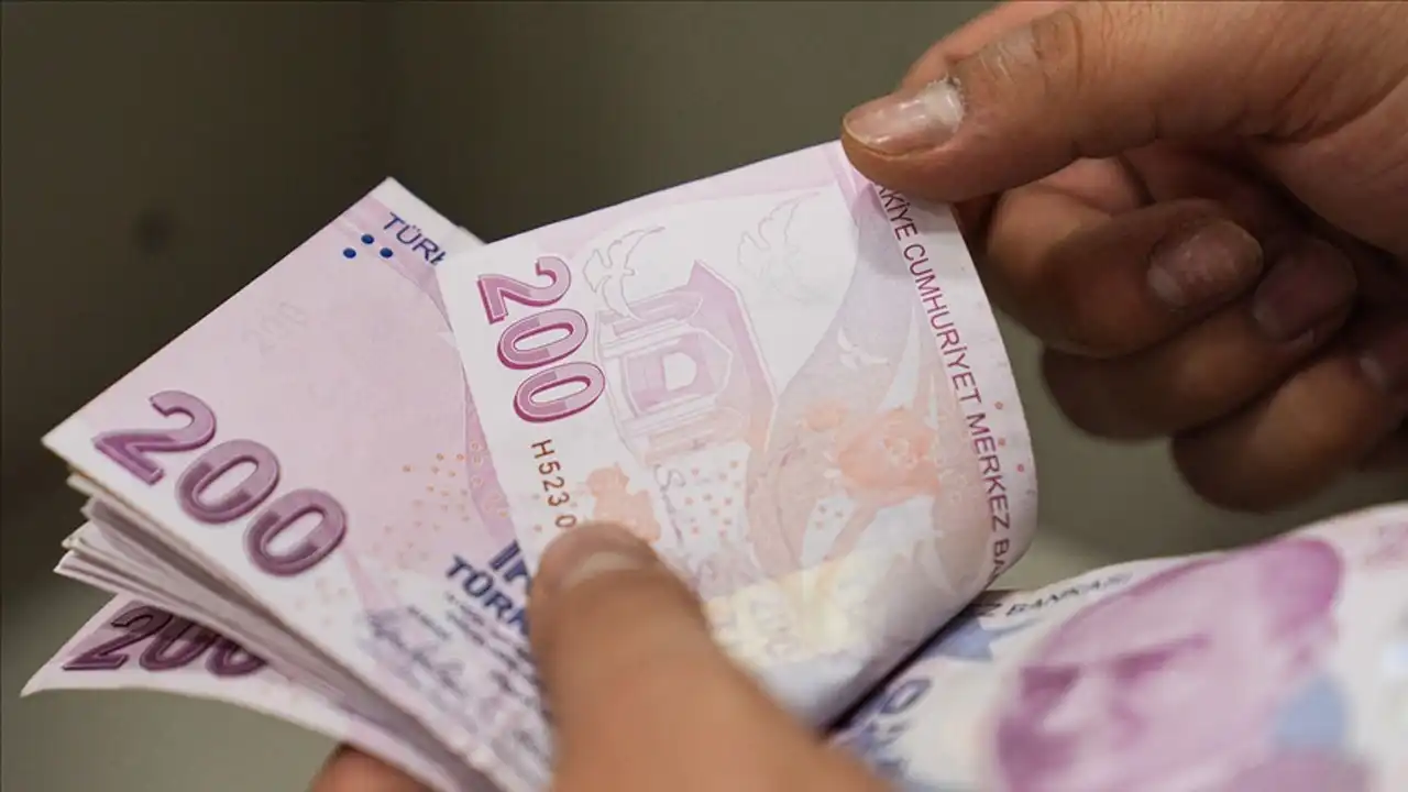 Bayram öncesi emeklilere 57,4 milyar lira ikramiye müjdesi haberinin görseli