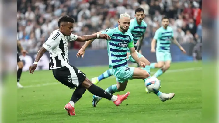 Beşiktaş evinde şok yaşadı: Rizespor son dakikada galip!