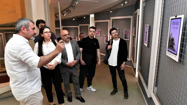 Bornova’da Emek Romanları Sergisi'ne yoğun ilgi