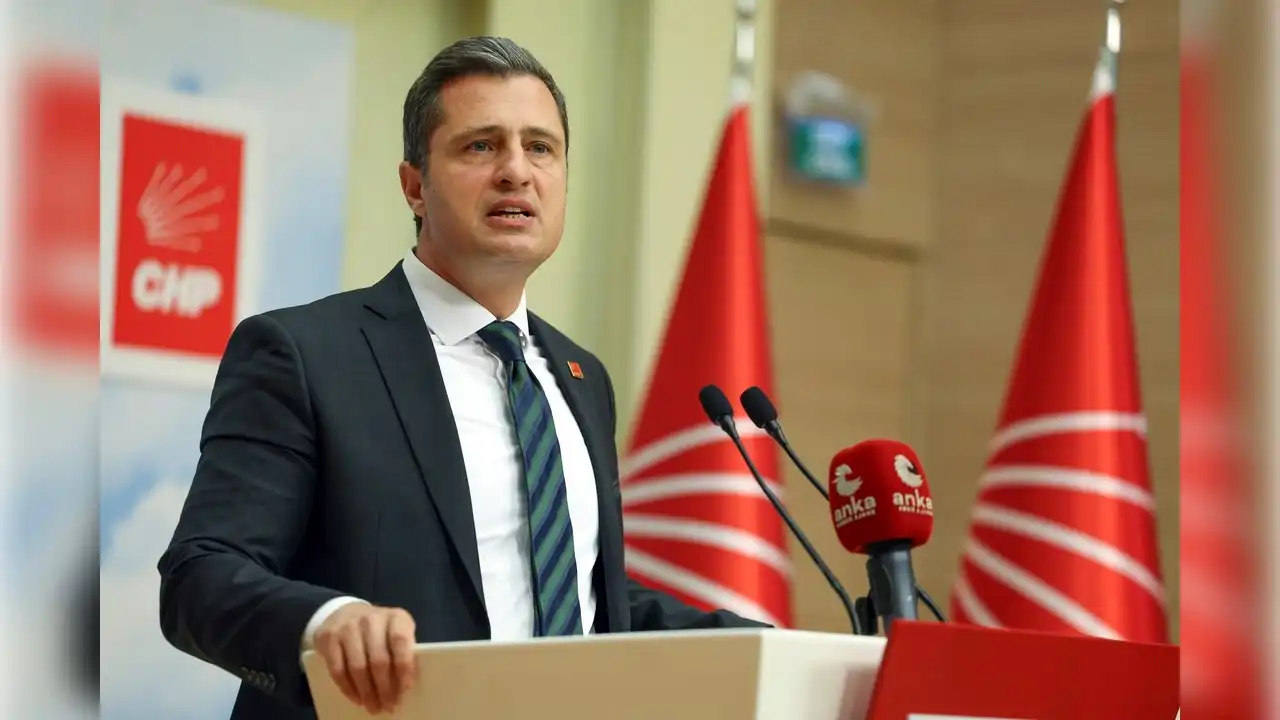 Deniz Yücel: Temmuz ara zammını söke söke alacağız haberinin görseli