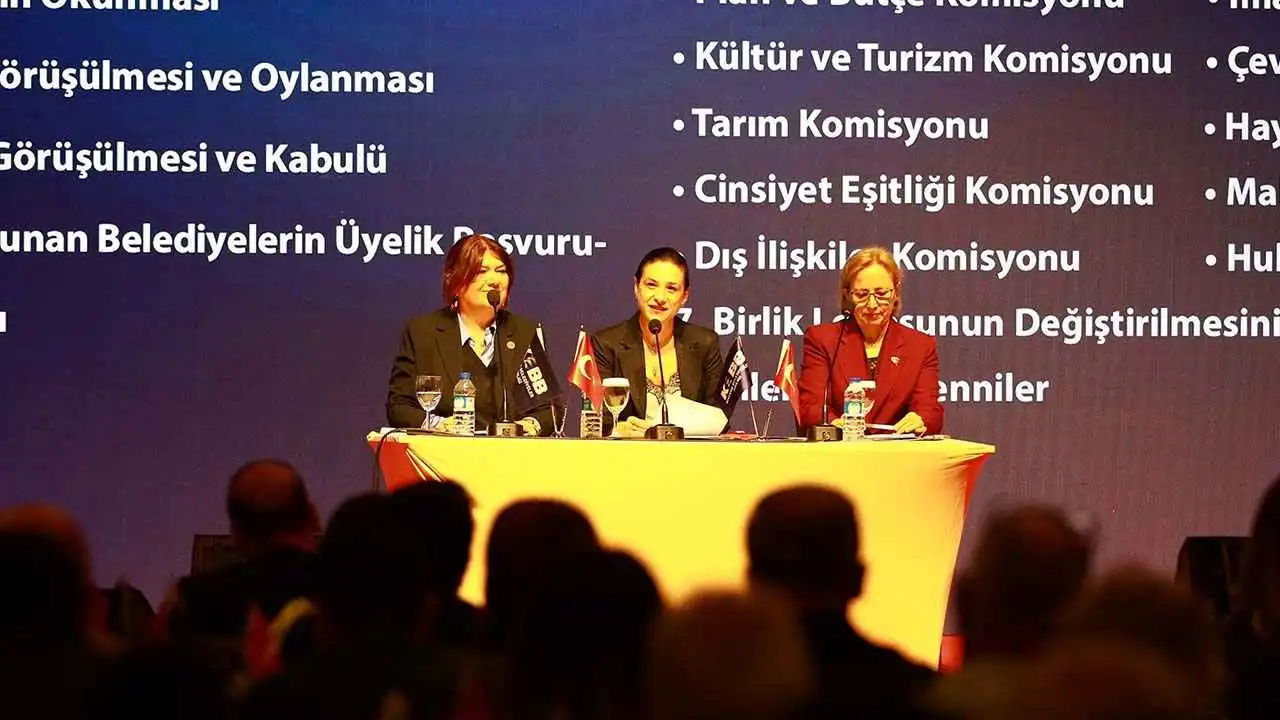 Başkan Sengel: Bu topraklar dimdik ayakta duranların topraklarıdır haberinin görseli