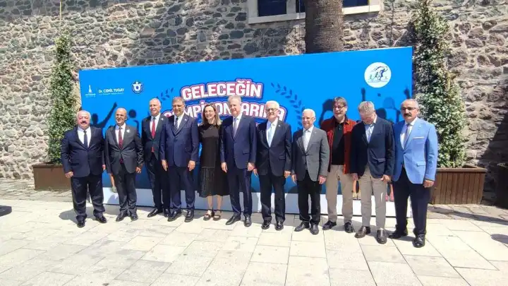 Başkan Tugay: Olimpiyat şampiyonları İzmir'den çıkacak  haberinin görseli
